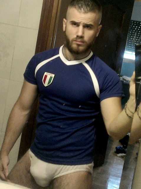 utminer52: hugedickhunter: Fucking gorgeous! Fucking HUGE!! Yummmy!!