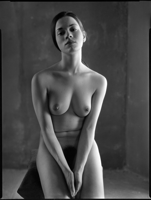 la-beaute–de-pandore:    Pavel Apletin   