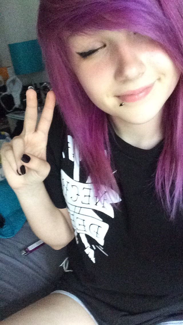 damnmeghan:  yo im feelin’ pretty cute today  instagram// @meghvnmvrie