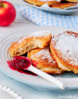 delicious-food-porn:Fluffy Apple Pancakes (Polish Recipe)how do I not know of these?