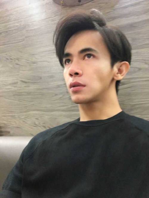 frozengz: Enjoy the beauty of him….anyone can contact him if you want too….he is reall