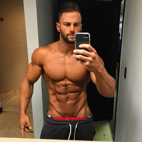 tripltap:  Gymspiration http://ift.tt/2id1tV1