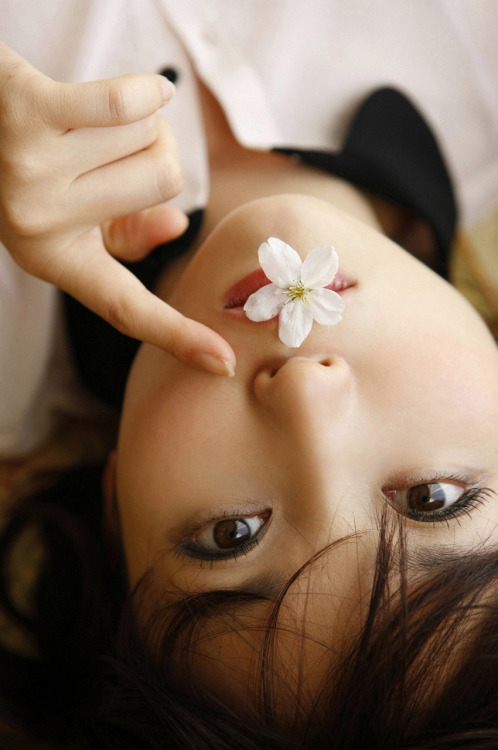 beatutifulwoman:  Risa Yoshiki   吉木りさ  