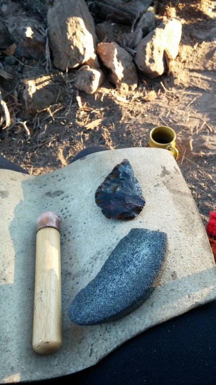 zomganthro:  letspartybigfoot:  Obsidian mining and flintknapping at Glass Butte, Oregon.  I’m sure 