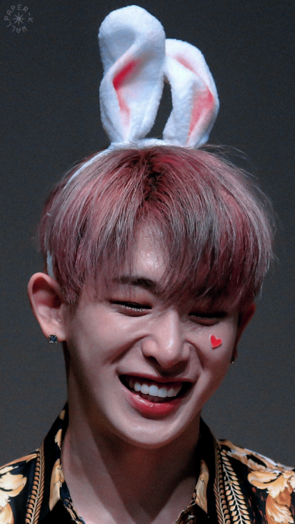 『WONHO』saved? reblog or like© fantaken owners