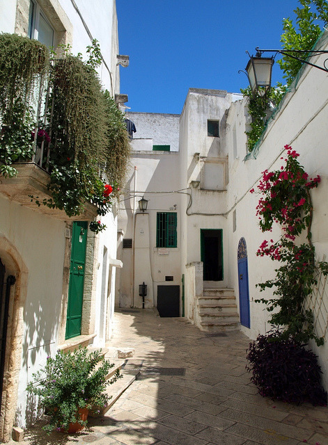 mostlyitaly:Ostuni (Puglia) by serdir on Flickr.