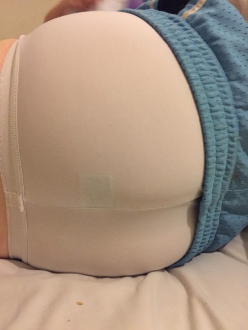 manstud767: utahcountylds: My wife’s beautiful ass. #mormon