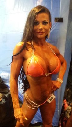pornaddictedbrain:  Vinice Armao vinice_armao_fitgirl_nutrition