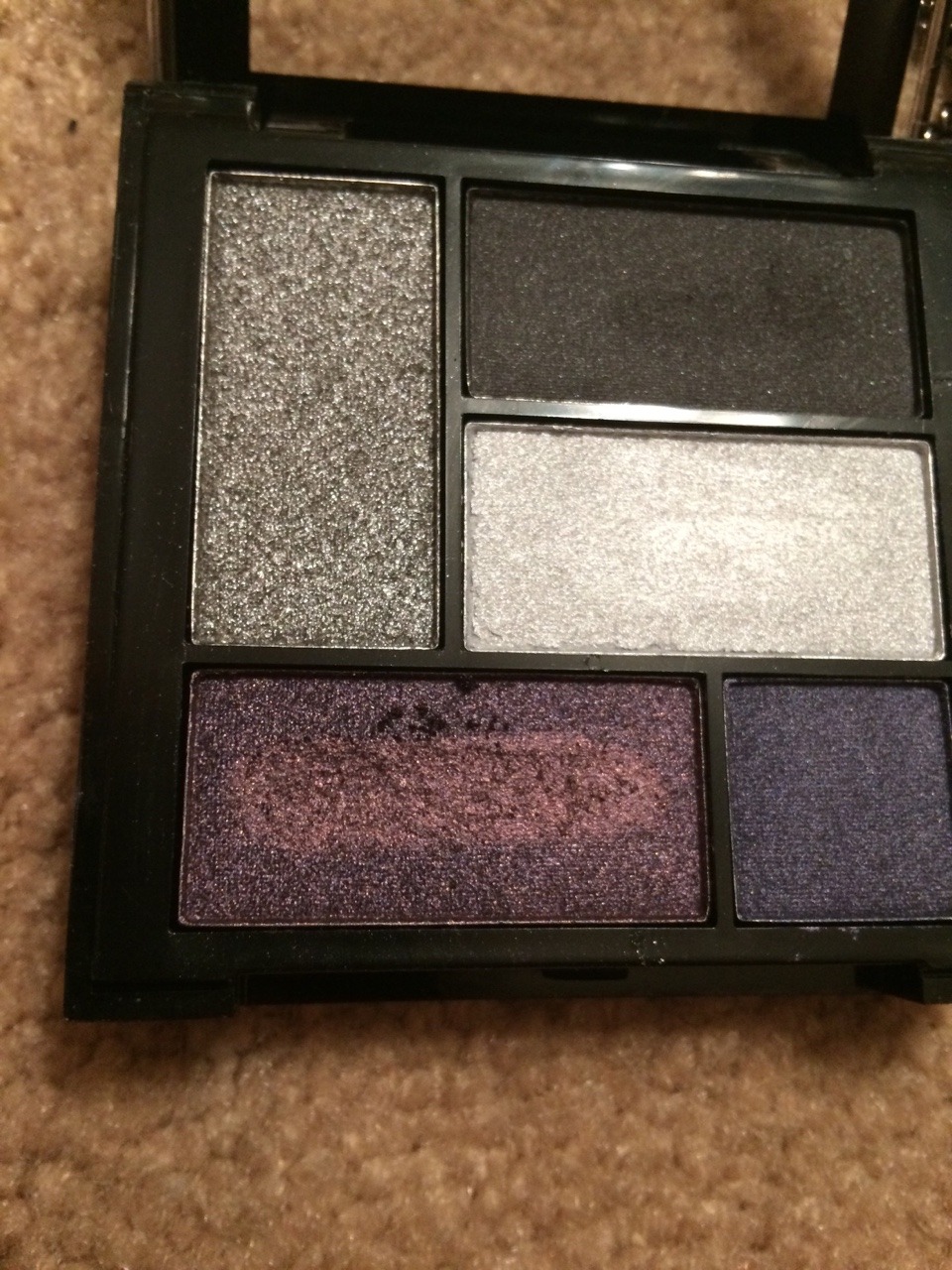 Does anyone wanna tell me why the fuck my eyeshadow is changing colors.