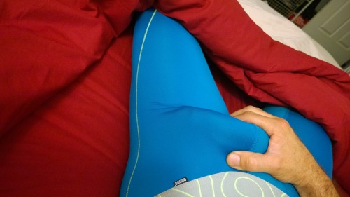wetsuitsareawesome:  Me, while on Tumblr