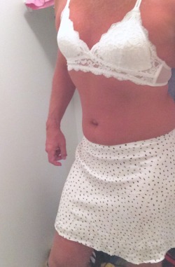 sohard69white:My latest bra & panty set…And pretty new skirt ❤️Ok let’s do this again, 1st 50 reblogs get a special photo in their inbox.
