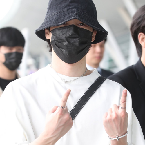 JM Leaving For NY 25 April 2023