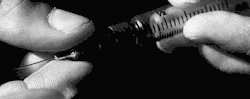 https://69.media.tumblr.com/5d070fc64da0b019cf616bab049808d6/tumblr_mry5qaJSof1s4bgugo1_500.gif