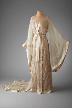 kittyinva:  Kittyinva: 1918-21 c. negligee