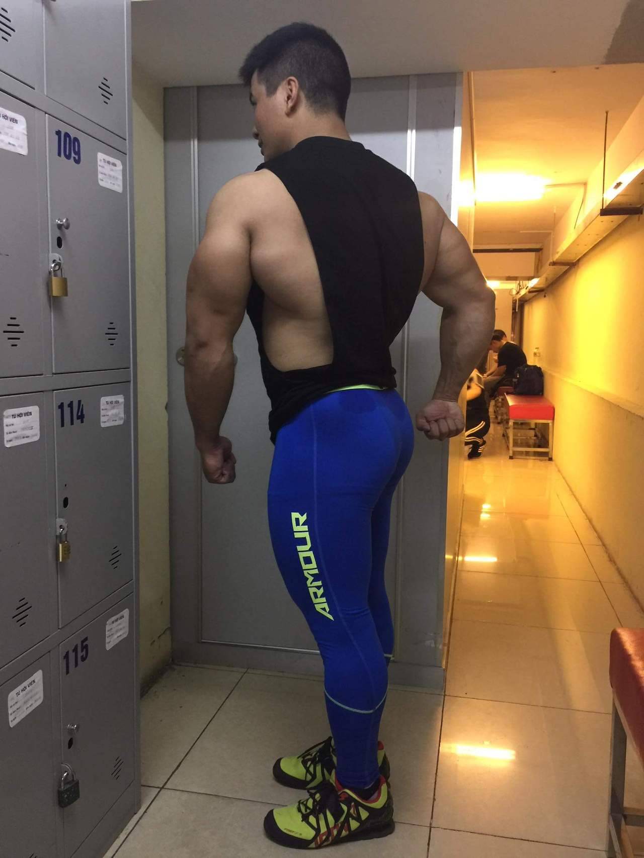 Viva!Asian hunks!