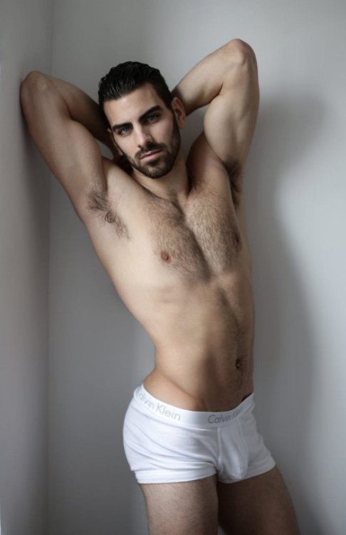 French-Canadian in Ottawa, gay & tender adult photos