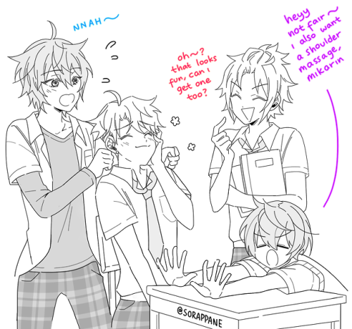 Some more Mika (and 2-B) doodles i haven’t posted here~ 1st pic is based off Mika’s rece