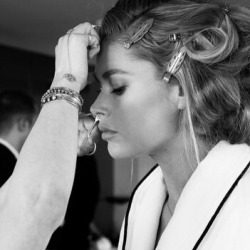 Last night getting ready for the #metgala 📸 by @reneerodenkirchen by doutzen