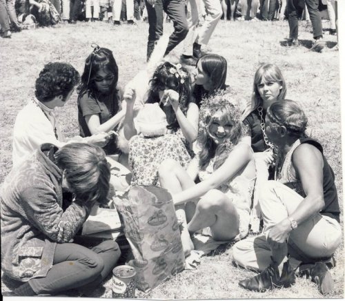 velvetburnout:  Pamela Des Barres at a Human Be In 