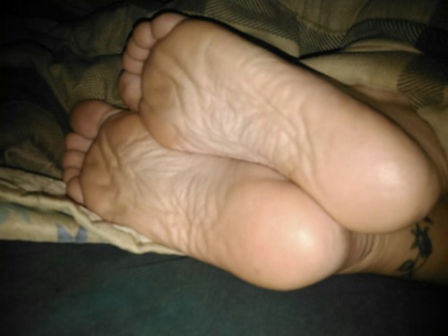 Porn Enjoy these sexy feet.  photos