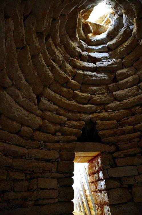 ancientorigins: The Late Minoan IIIA-B (14th-13th century BCE) tholos tomb of Stylos Crete, Greece