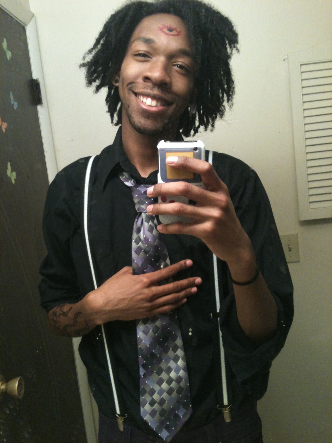 nrrrdgrrrl333:  max-bemis-is-my—patriarch:  prince-virelai:  Improvised Cecil cosplay,