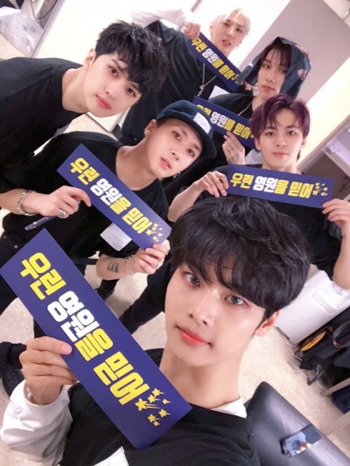 officialrovix:180527 Rovix Twitter Update of VIXX | © RealVIXX