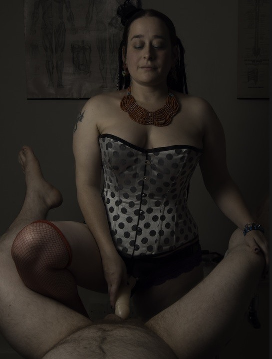 alternativefemdom:  mistressmagpie.com 
