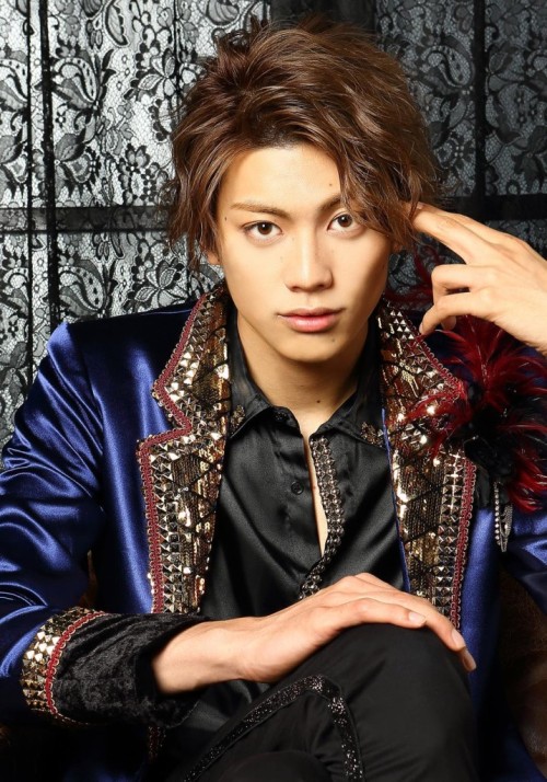 aokinsight: CLUB SLAZY. Higashi Keisuke as Will.