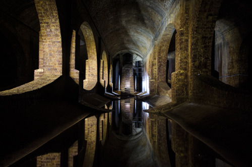 beautyofabandonedplaces:Somewhere hidden under London….