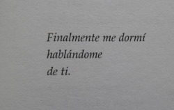 siempre-es-inoportuno-amar:  pulgaaa:   Pedro Aznar  todas las noches, absolutamente todas las noches.  Xp a esta hora me vuelvo mamona ;-; xqxqxq 