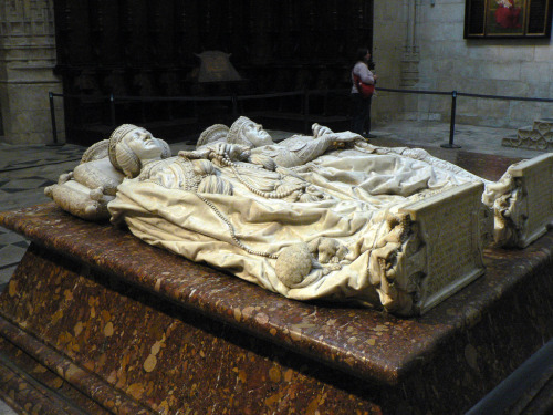 Sepulcro de los condestables Pedro Fernández de Velasco y Mencía de Mendoza (d. 1492) Catedral de Bu