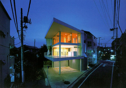 948. Shigeru Ban /// Curtain Wall House /// Itabashi City, Tokyo, Japan /// 1995OfHouses presents Ho