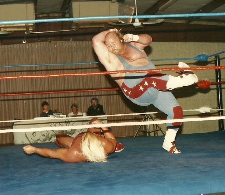 Fat Wrestler Explore Tumblr Posts And Blogs Tumgir