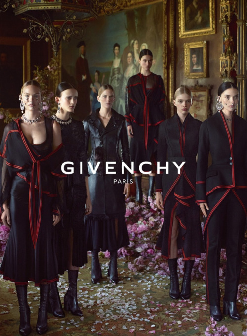 Givenchy – AW15Followingthe announcement of Donatella Versace as the official face of their AW15camp