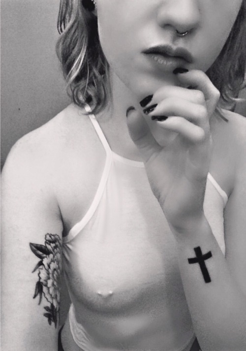 let-me–be-enough:  sleepily promiscuous