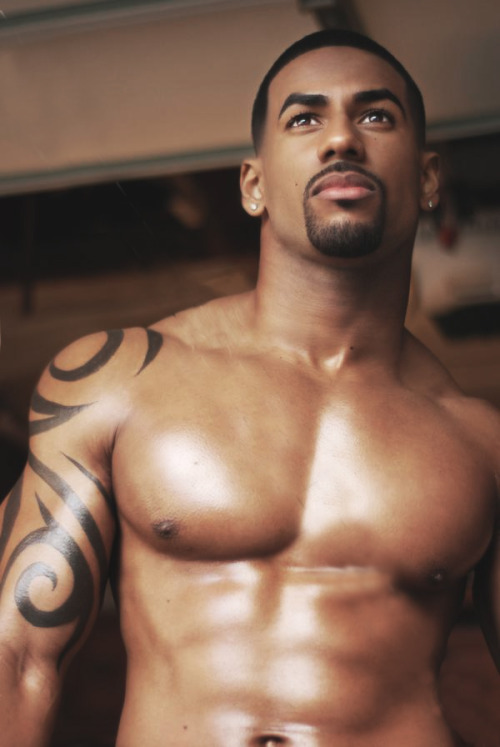 cupidon69:  absolutelyphyne:  Model: Keston Karter  💕🍌 http://cupidon69.tumblr.com NSFW. GAY 18+, Daily, 100 New PicsOnly VIDEOS : http://cupidon69.tumblr.com/tagged/videos/ 
