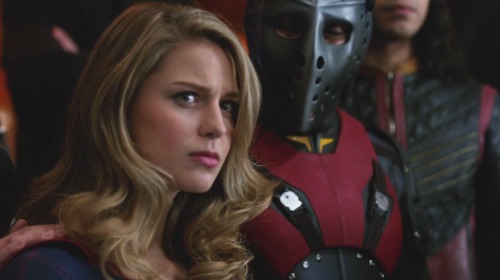 supergirlfansworld:Update GalleryScreen CapturesCrisis on Earth-X - Legends of tomorrow part 4 More 