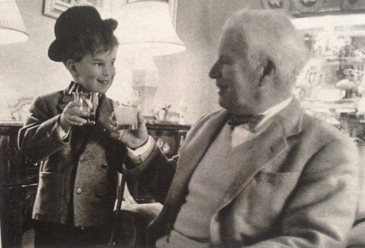 chaplin-images-videos:
“Eugène & Charlie Chaplin at Manoir de Ban - Switzerland (1950′s)
”
Circa 1957 - Sweet photo of son Eugene (born 1953), I believe here he imitating his father’s tramp character..
Eugene was named after his maternal grandfather,...