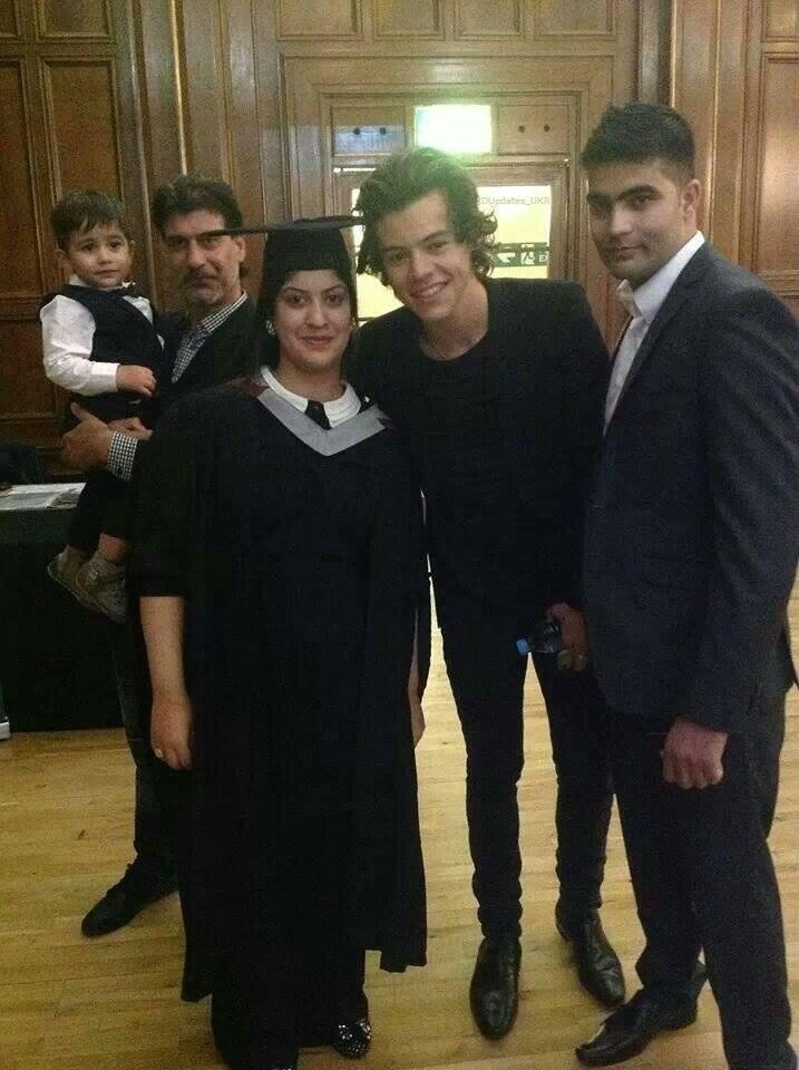musiclover-1d:  Harry today