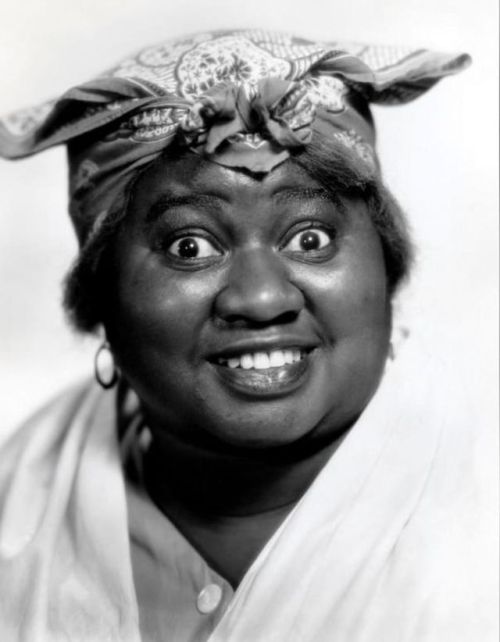 vintageeveryday: The Oscar awards’ first black winner: Beautiful portrait photos of Hattie Mcdaniel 