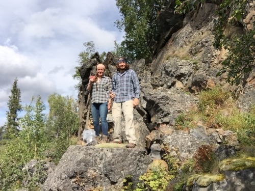 casethejointfirst: Sampling a massive basalt (?) outcrop near Carlo Creek, AK. Wondering why a capti