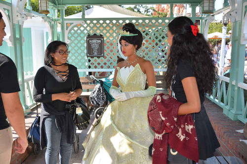 minnanohime:  me and @oremi had so much fun at disneyland on Thursday! We met many disney characters