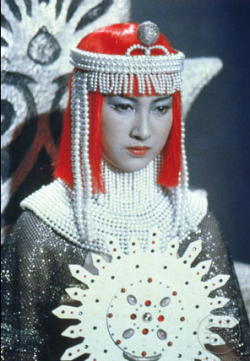 bunnyonplanetq:  Tetsuko Kobayashi as Empress Mu in the Japanese film Atragon, 1963.