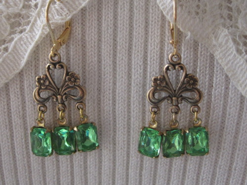 Now offering reproduction Georgian-Era girandole earrings in my Etsy shop, along with Georgian Colle