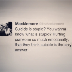 laragazzachevolevamorire:  lastoriadeinostriocchi:  pleasesavemefromthislife:  “Il suicidio è stupido? Vuoi sapere cosa è stupido? Ferire qualcuno così tanto emotivamente da fargli credere che il suicidio sia l’unica risposta. ”  .  Dice tutto.