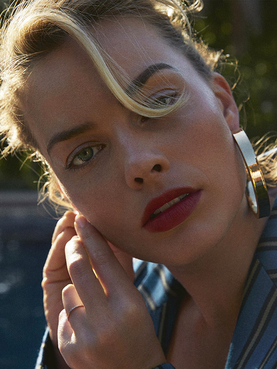flawlessbeautyqueens:  Margot Robbie photographed by Yelena Yemchuk for PORTER Magazine