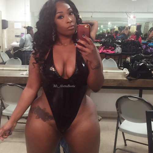 foreverkarizma:  Ms. Alottabooty