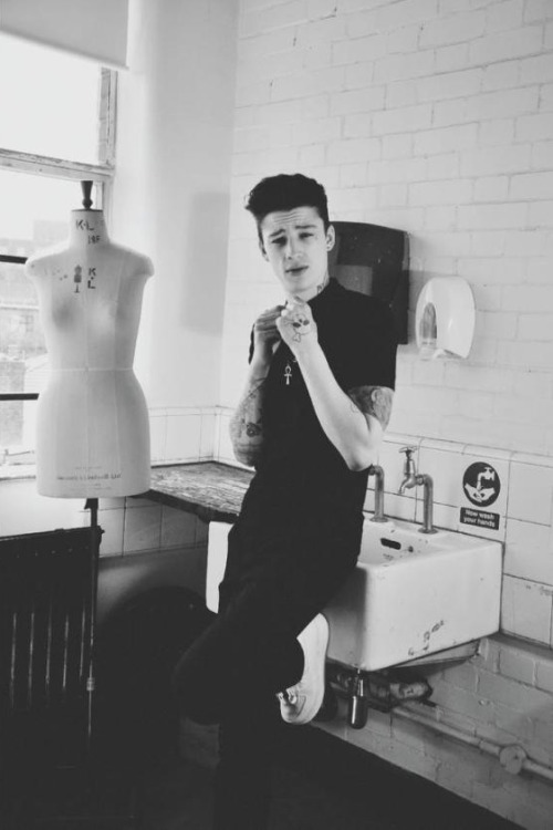 strangeforeignbeauty:  Ash Stymest | Photographed by Ian Cole | Styled by Marie-Claude Lamb | Client Magazine August 2013  [ b&w | male models | 1000  notes | facebook | twitter | google  | instagram ] 