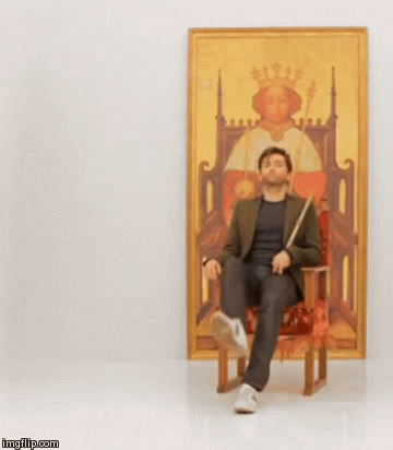 tennydr10confidential:  How to properly sit on a throne shown by our King, David Tennant.  